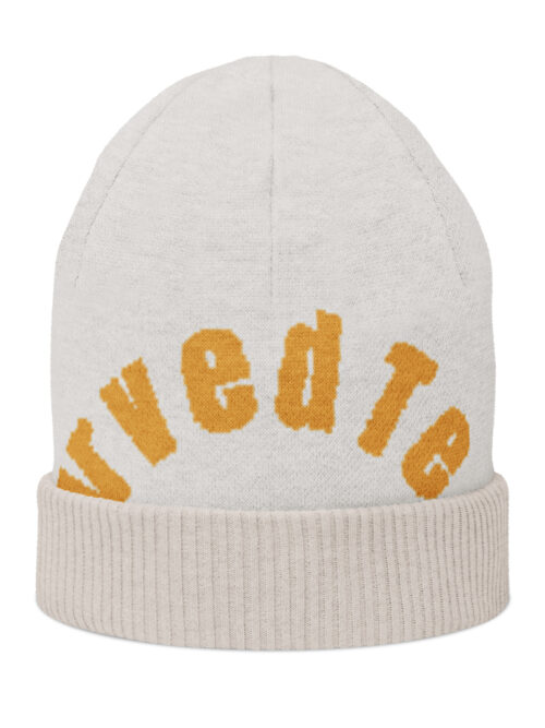 Knitted beanie
